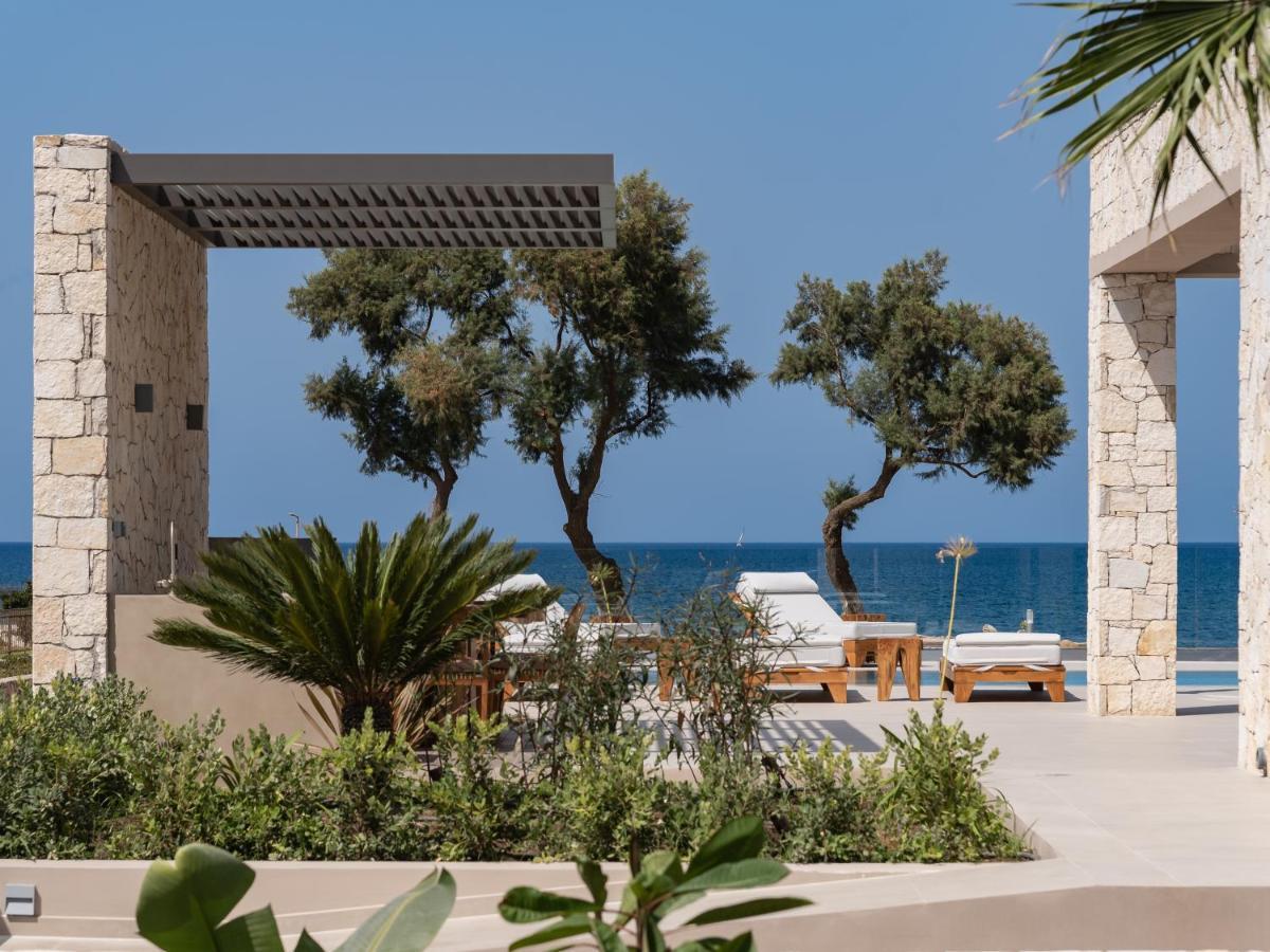 Artemis Seafront Villa, An Evanescence Sea Retreat, By Thinkvilla Tavronitis Exterior foto