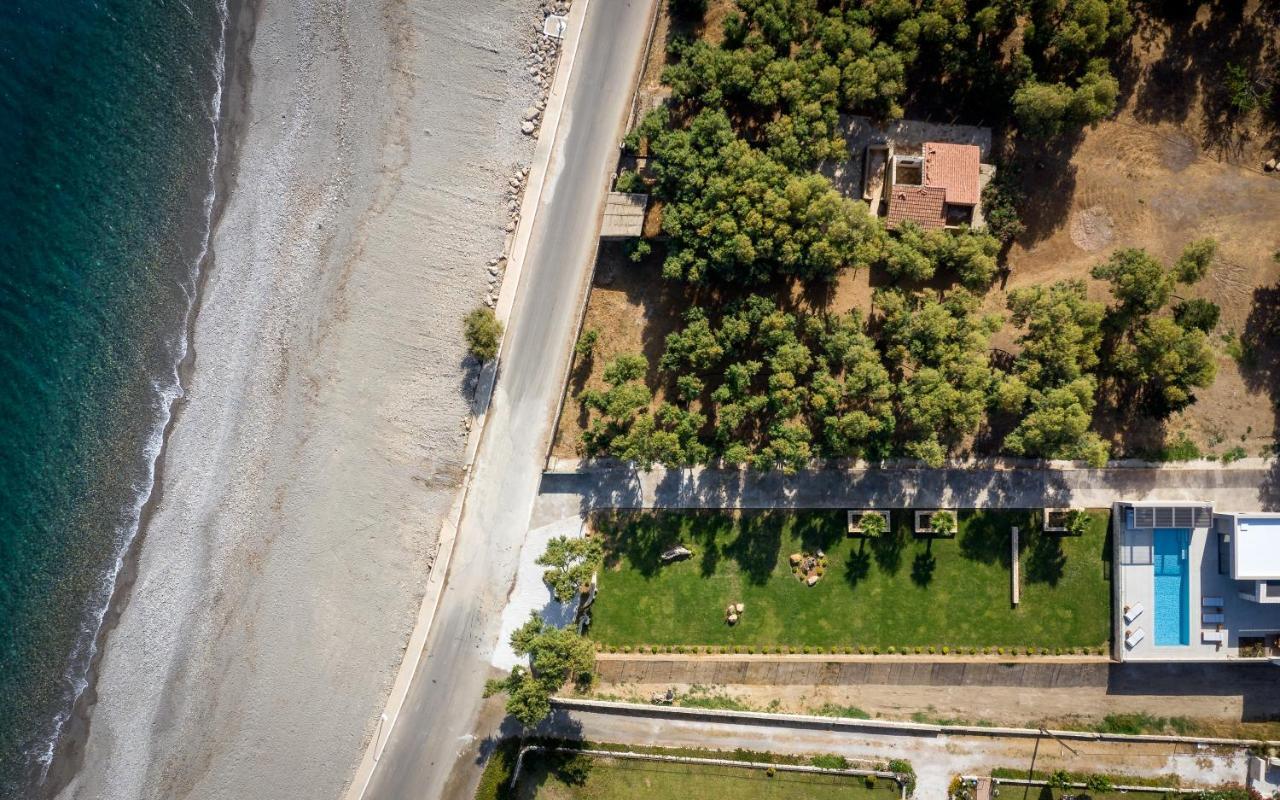 Artemis Seafront Villa, An Evanescence Sea Retreat, By Thinkvilla Tavronitis Exterior foto