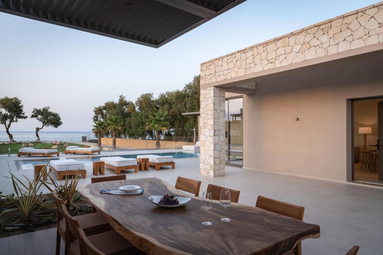 Artemis Seafront Villa, An Evanescence Sea Retreat, By Thinkvilla Tavronitis Exterior foto