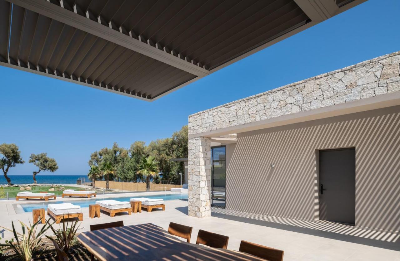 Artemis Seafront Villa, An Evanescence Sea Retreat, By Thinkvilla Tavronitis Exterior foto