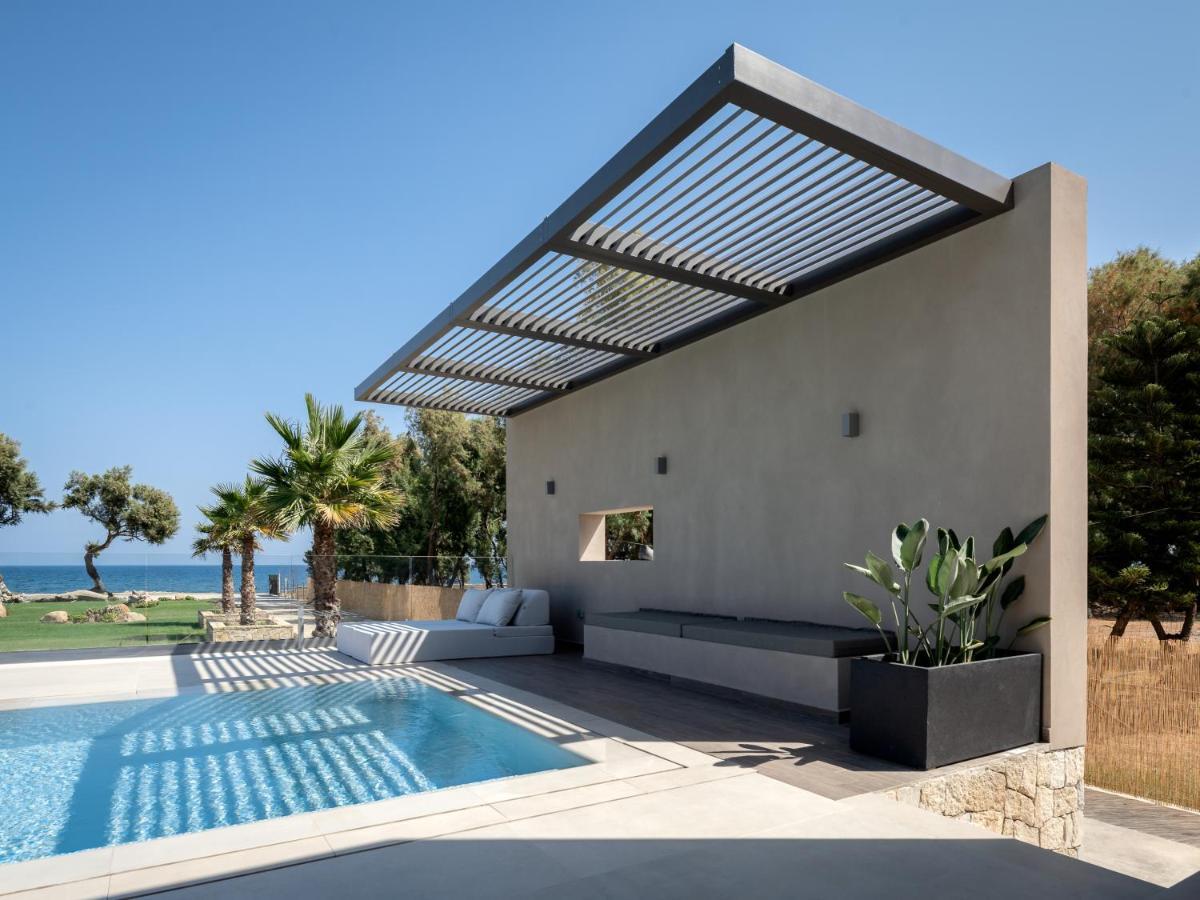 Artemis Seafront Villa, An Evanescence Sea Retreat, By Thinkvilla Tavronitis Exterior foto